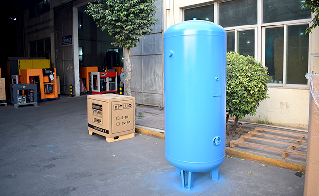 空压机要配多大的储气罐和冷干机